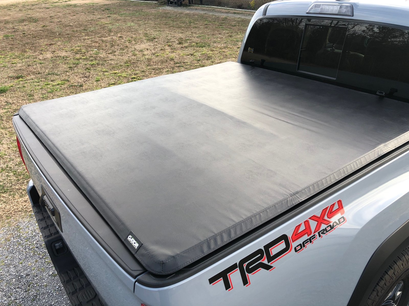 Gator ETX Soft Tri-Fold tonneau cover industrial vinyl