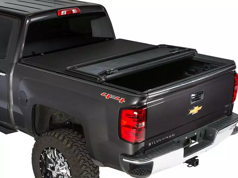 Gator Hybrid Hard/Soft Tonneau Cover